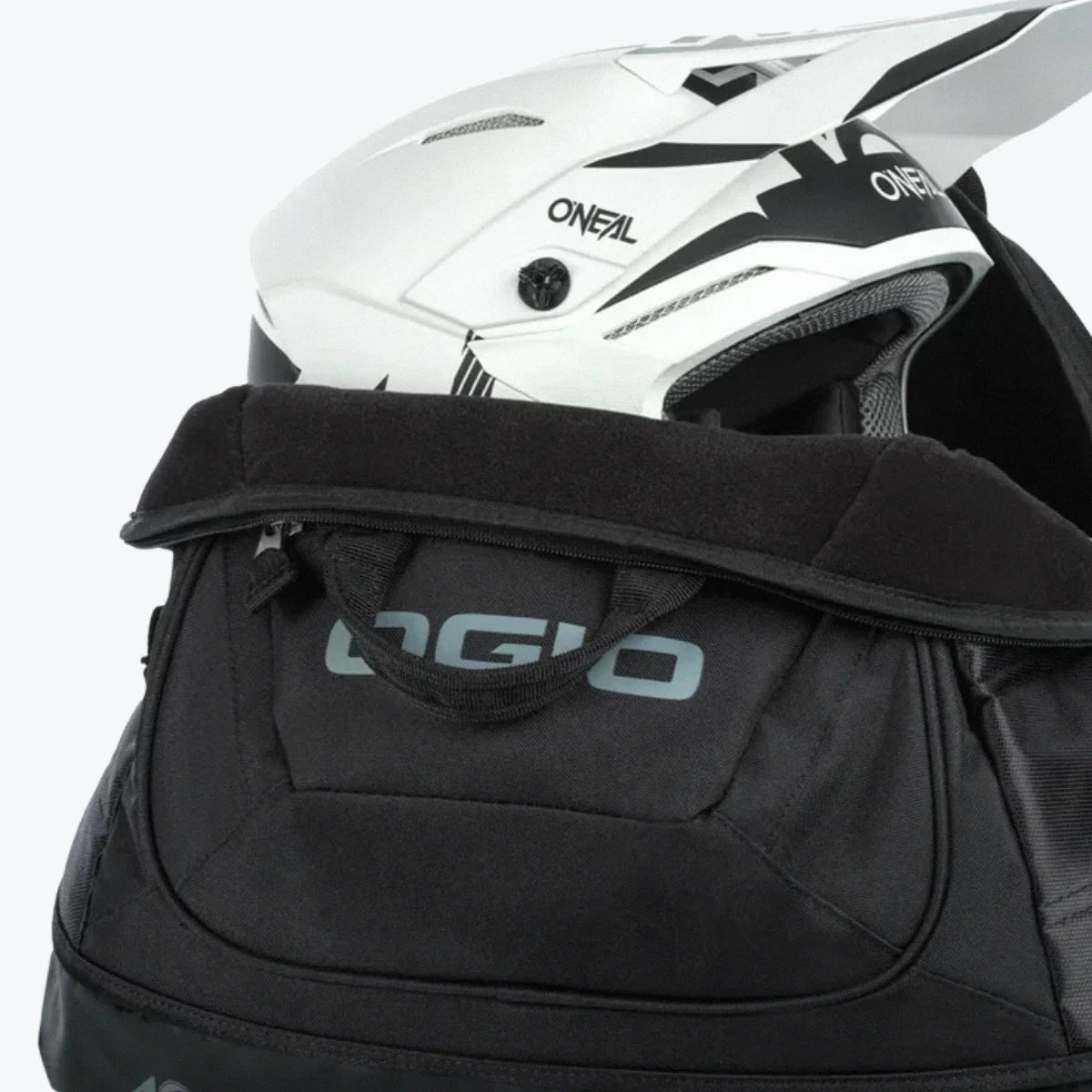 Bolsa_Para_Capacete_Ogio_Head_Helmet_34L_Black
