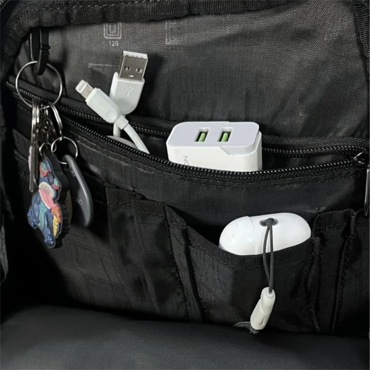 Mochila_Ogio_Tribune_S_36.9L_Dark_Static