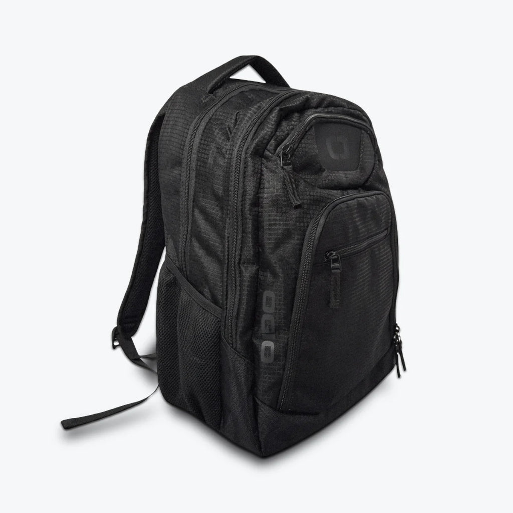 Mochila_Ogio_Excelsior_39L_Black_Stealth