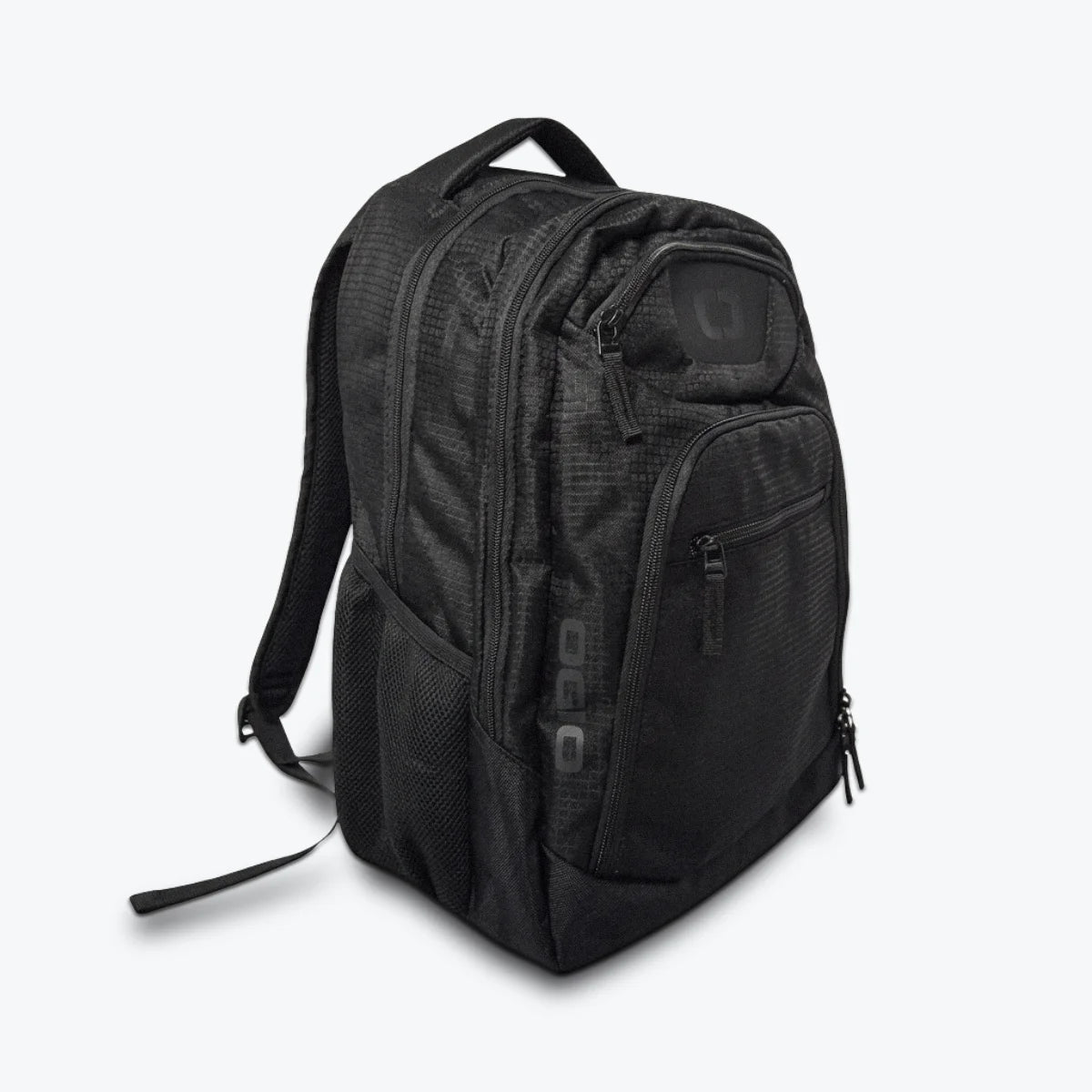 Mochila_Ogio_Excelsior_39L_Black_Stealth
